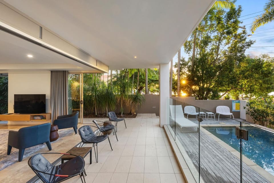 Patio, Pool view, sunbed