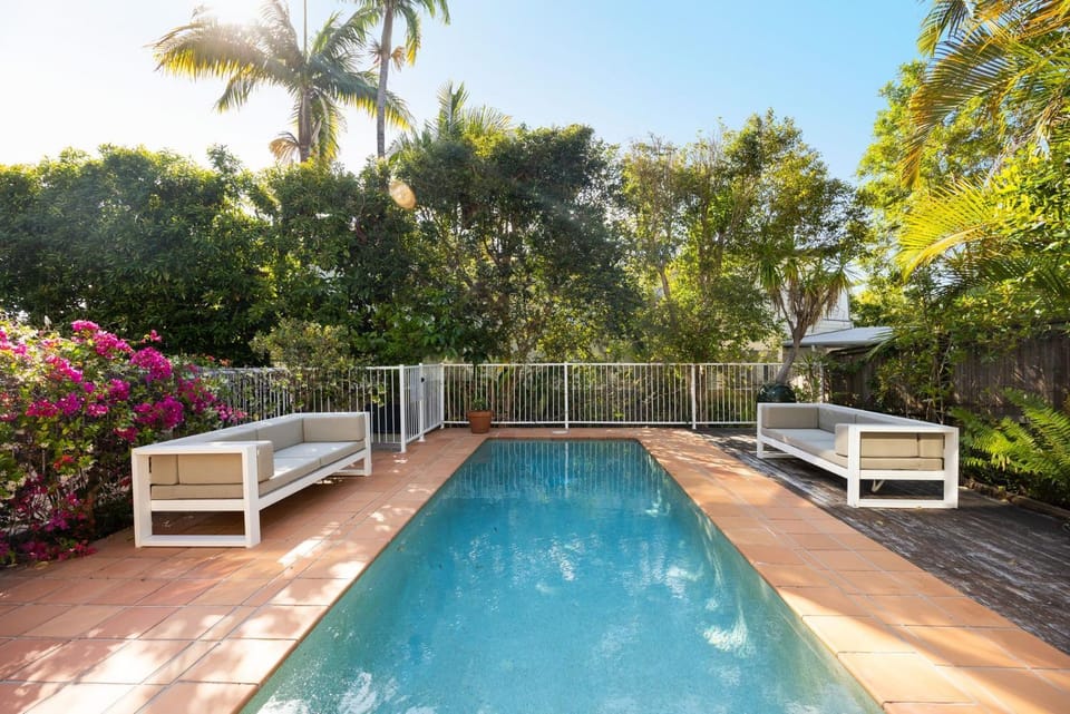 Swimming pool, Swimming pool