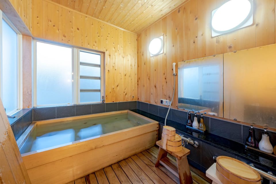 Bathroom, Bath