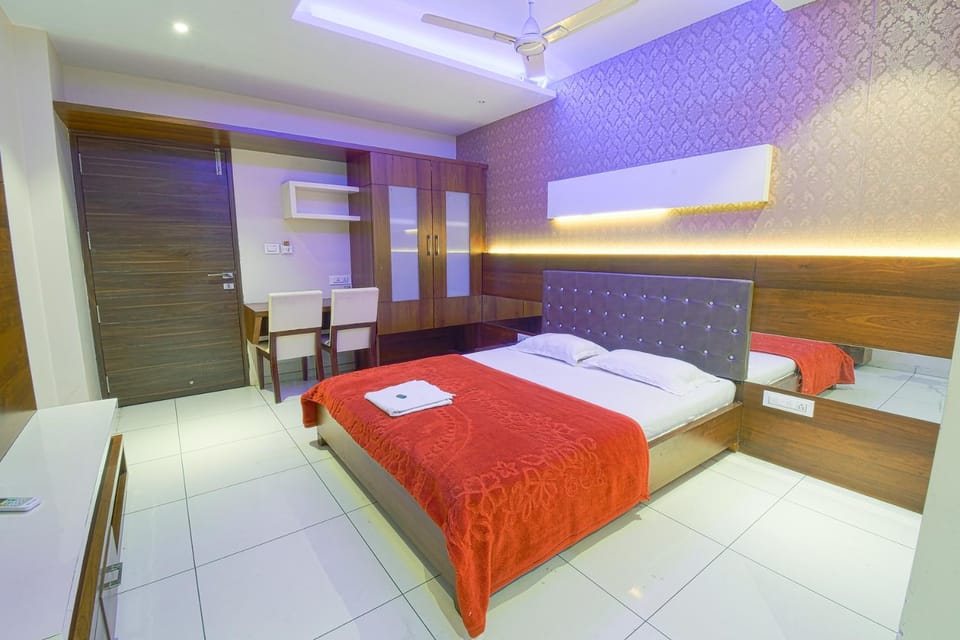 Bed, Bedroom, wardrobe