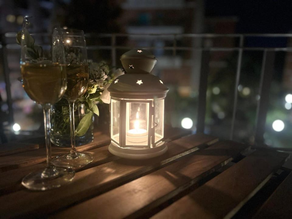 Night, Food and drinks, Drinks
