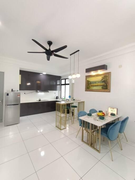 B2013The Platino Netflix 3Br Paradigm Mall By STAY Apartment in Johor Bahru