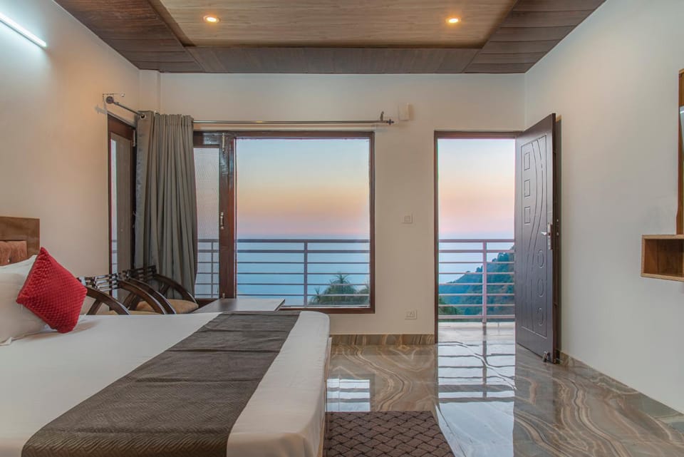 View (from property/room), Balcony/Terrace, Photo of the whole room, Bedroom, Sea view