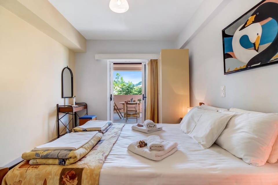 Property building, Living room, Bedroom