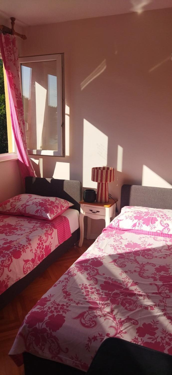 Central Apartment Boho Omis Sandy Beach Apartment in Split-Dalmatia County
