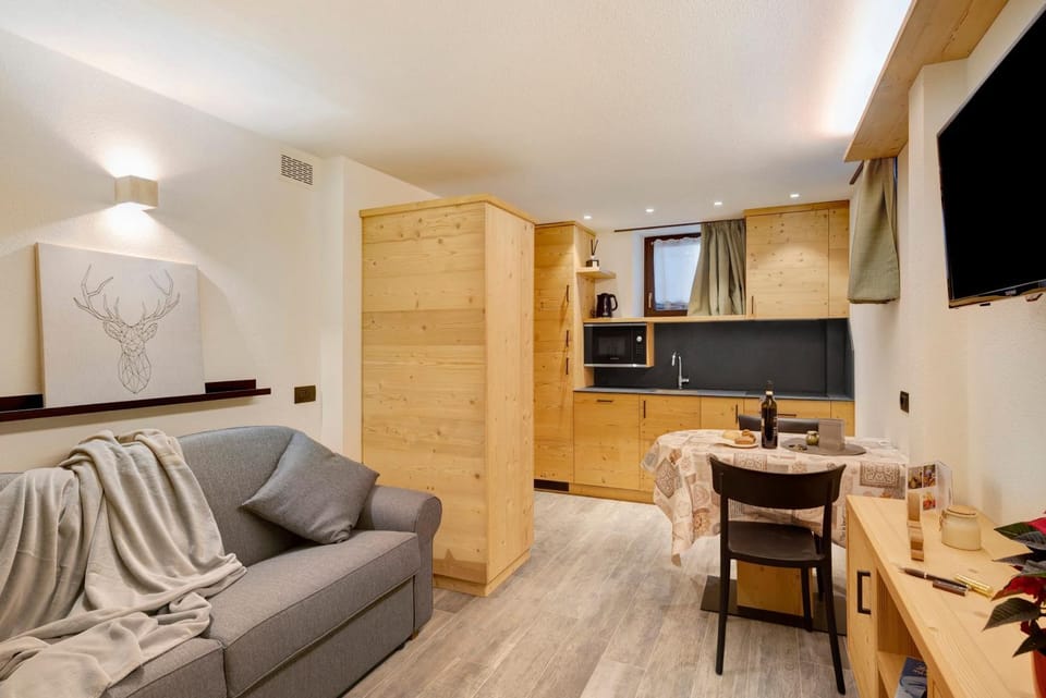 Property building, Living room
