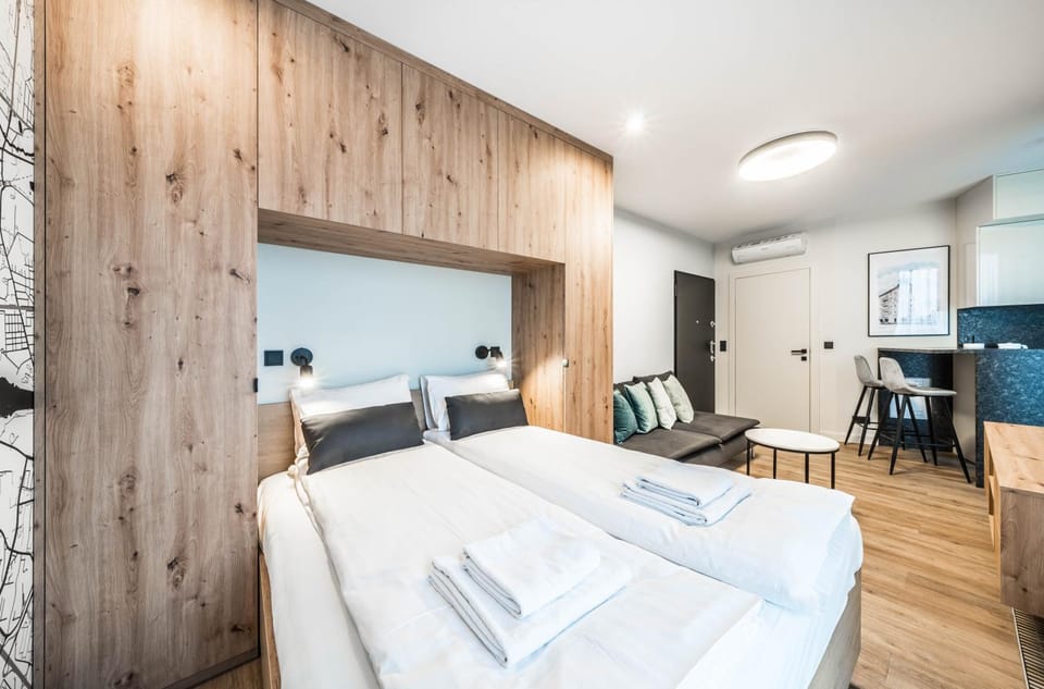 Bed, Living room, Photo of the whole room