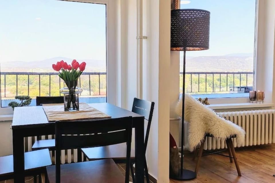 View (from property/room), Balcony/Terrace, Living room, Dining area