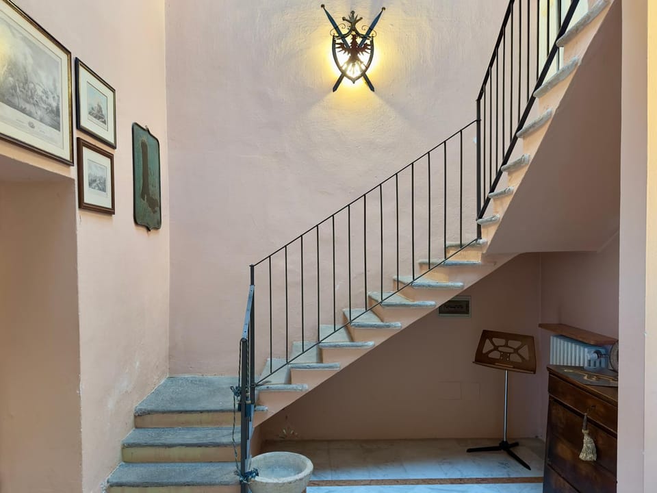 Property building, Decorative detail