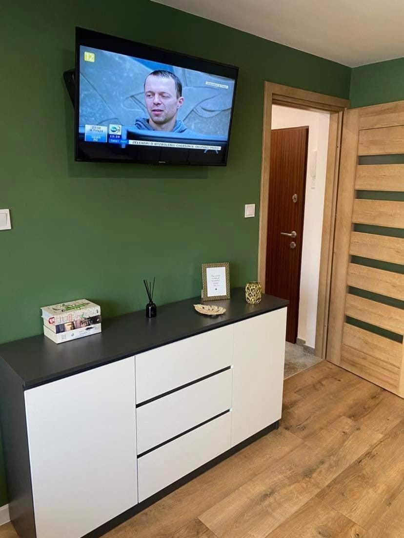 Apartament Błogi Sen- komfortowy nocleg w sercu Bytomia Apartment in Poland