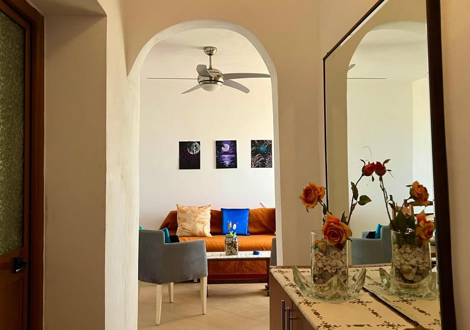 Living room, Diving