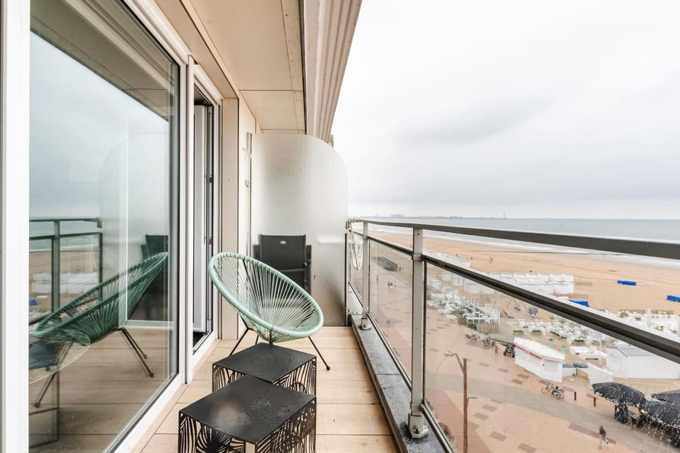 Natural landscape, Balcony/Terrace, Sea view