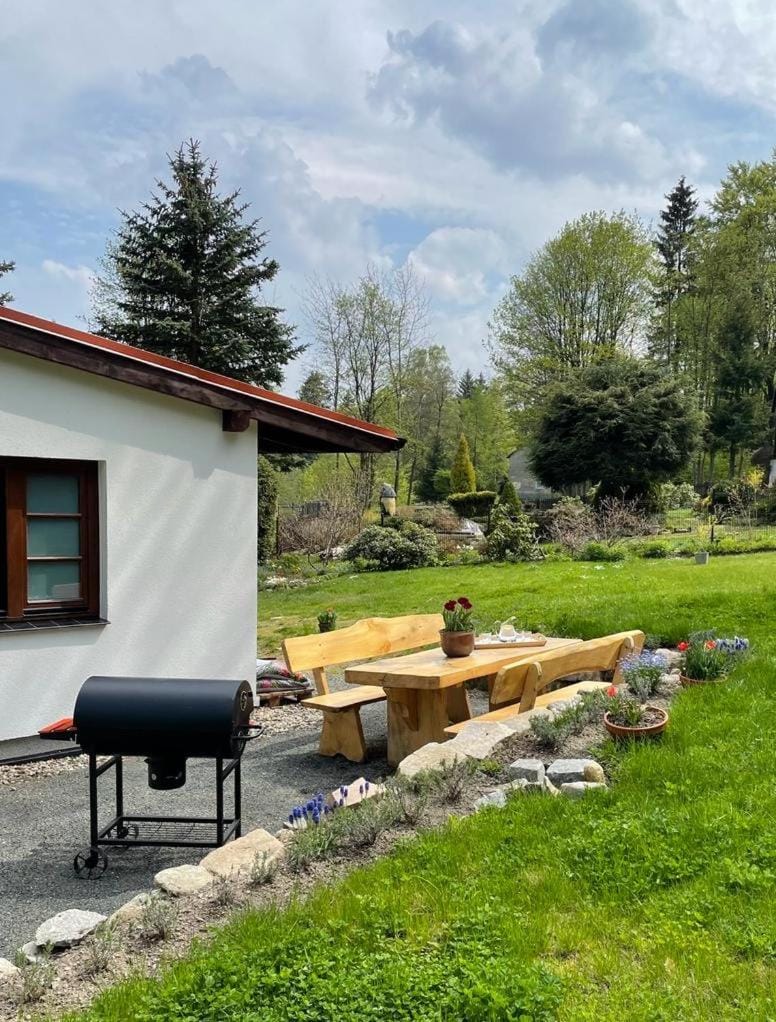 Property building, BBQ facilities, Garden