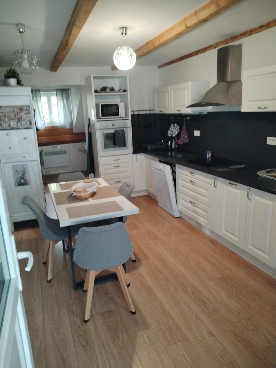 APPARTEMENT EN DUPLEX " LA DORDOGNE" dans maison individuelle Apartment in Auvergne-Rhône-Alpes