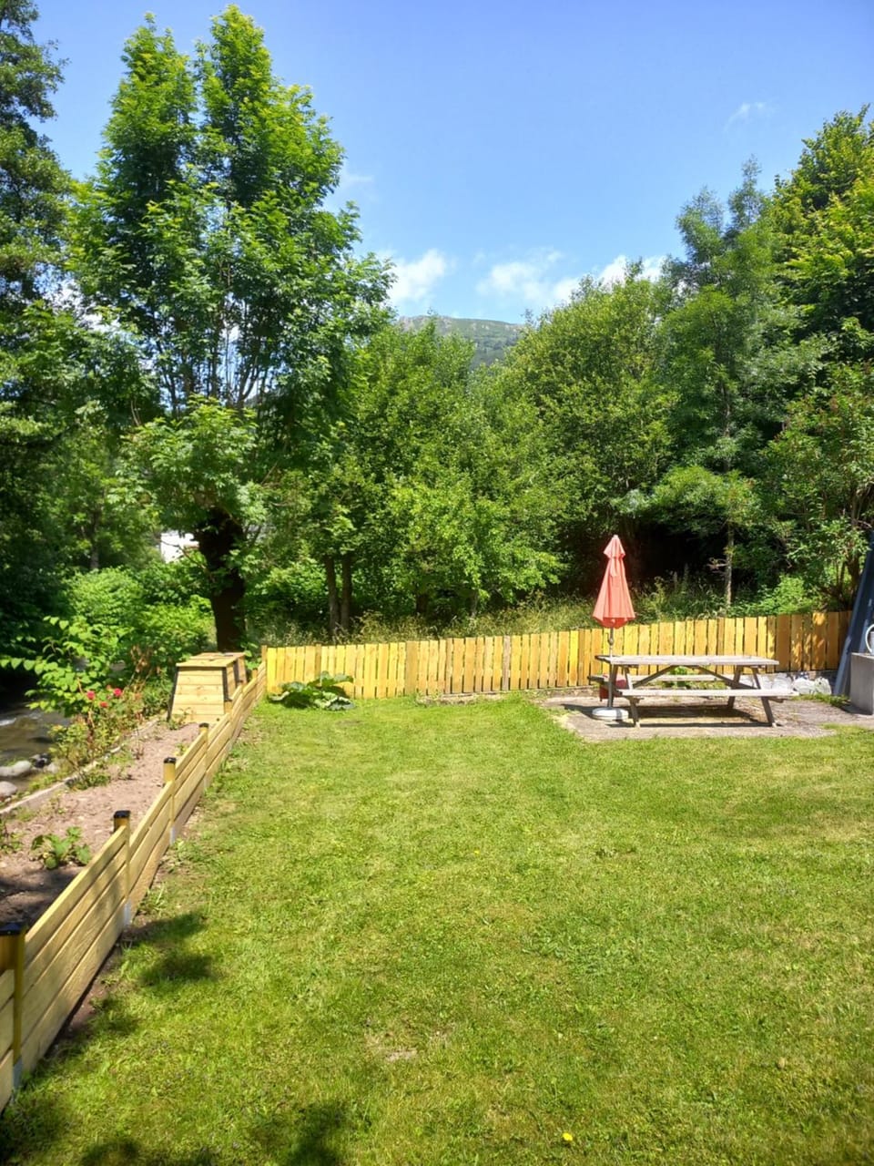 APPARTEMENT EN DUPLEX " LA DORDOGNE" dans maison individuelle Apartment in Auvergne-Rhône-Alpes