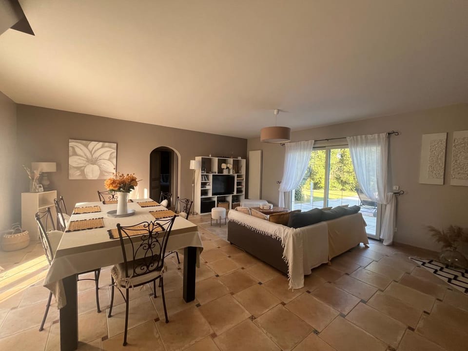 Maison de vacances avec piscine House in Nouvelle-Aquitaine
