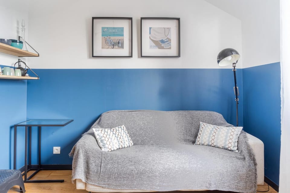 Communal lounge/ TV room, Living room