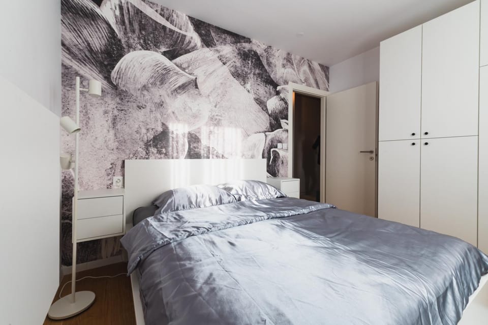 Bed, Photo of the whole room, Bedroom, heating, internet, wardrobe