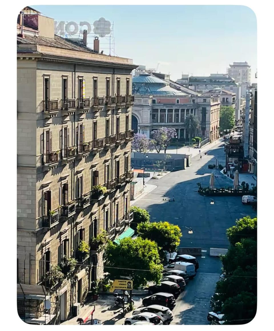 Property building, Neighbourhood, City view