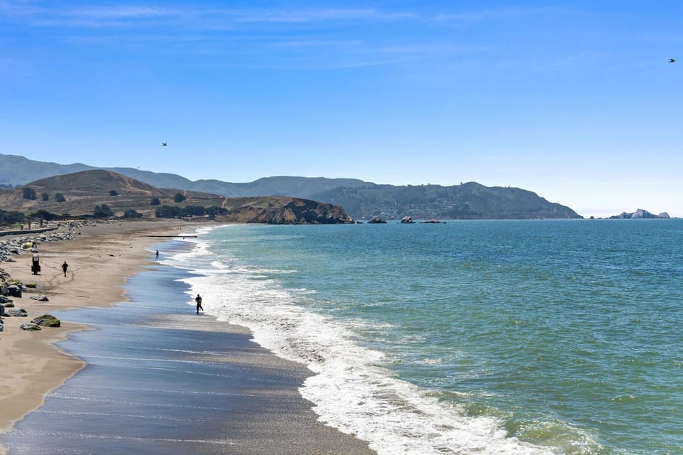 Day, Beach, Mountain view, Sea view