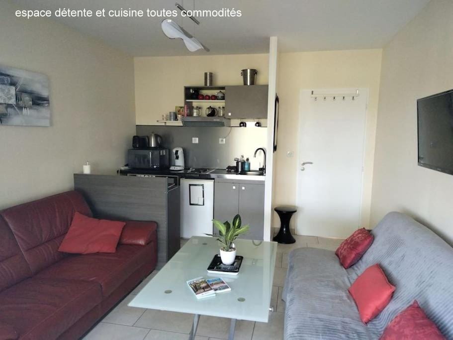 Aux 3 pommes House in Centre-Val de Loire