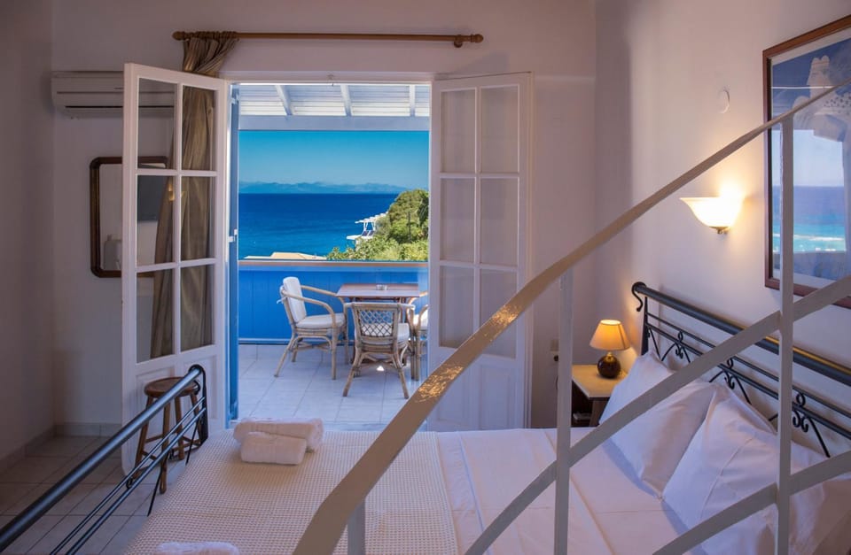 Bedroom, Sea view