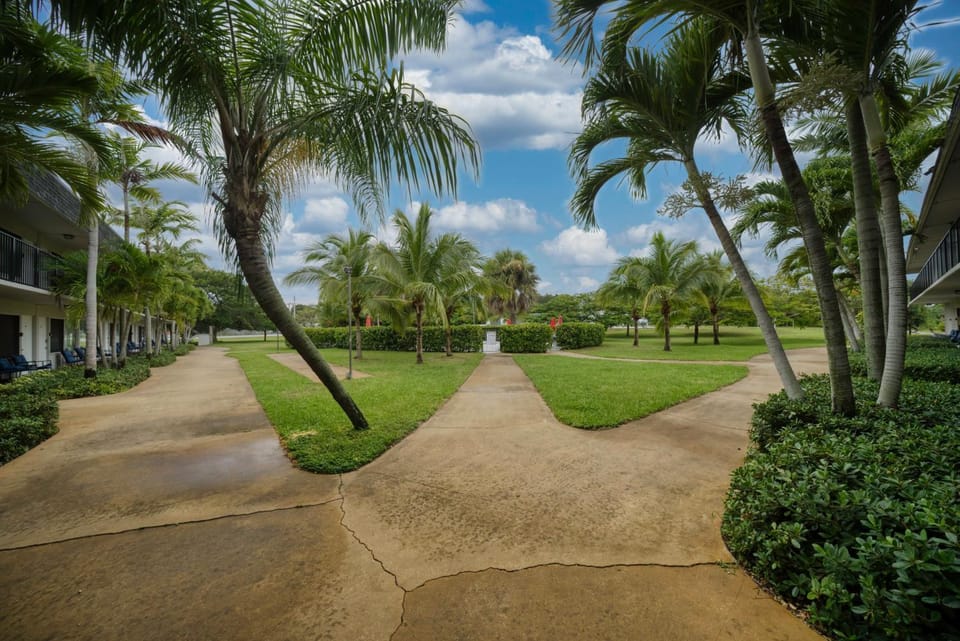 Property building, Natural landscape, View (from property/room)