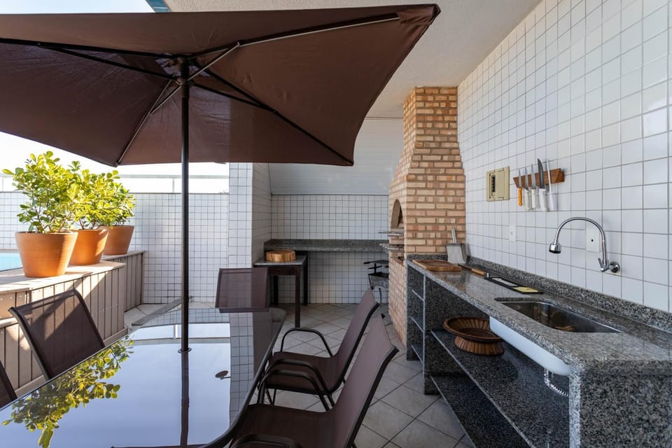 BBQ facilities, Balcony/Terrace, Banquet/Function facilities, Dining area, Swimming pool