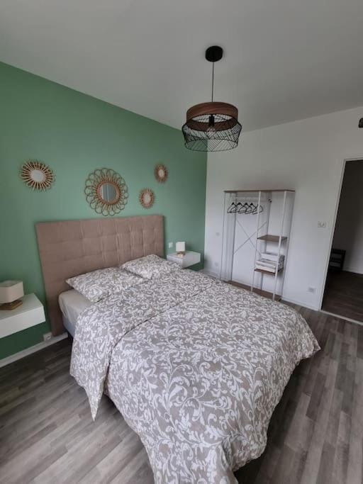 Appartement Jungle- hypercentre -Charleville Apartment in Grand Est