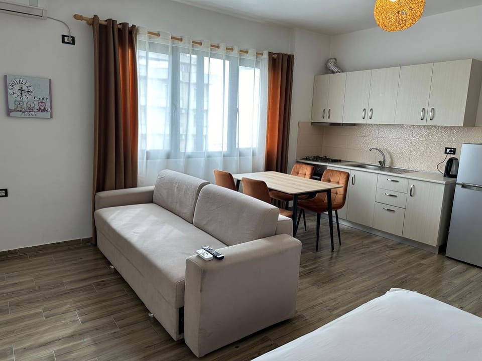 Sea View Deluxe Apartment Apartment in Tirana County, Albania