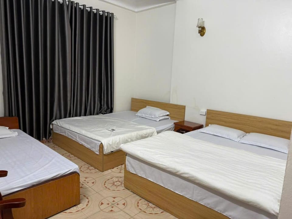 Nhà Nghỉ Đông Phương Hotel in Laos