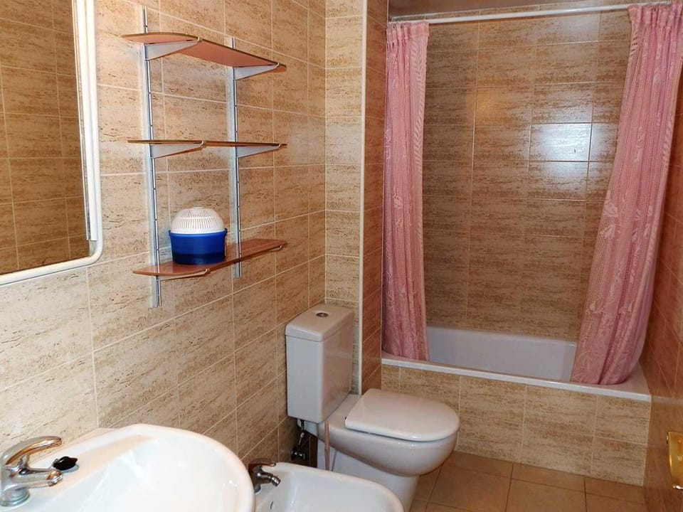 Vacaciones cerca del mar: piscina, mascotas, playa para perros y wifi gratis - ES-184-49 Apartment in Baix Ebre