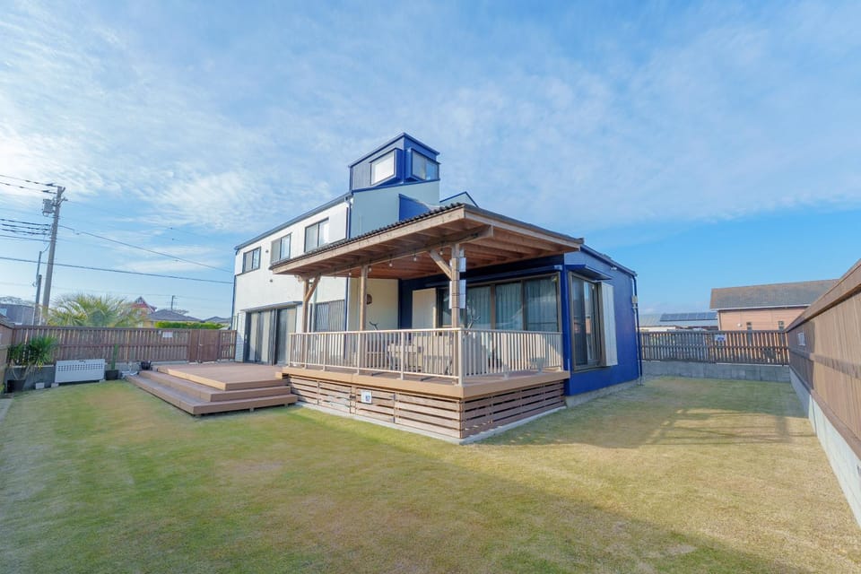 Property building, Balcony/Terrace
