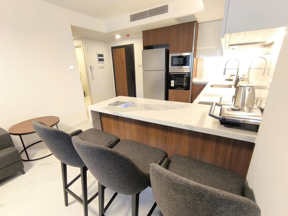 Grand Sapphire Luxury 2BR Direct Pool Access E1 Apartment in Famagusta District