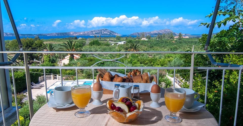 Day, Natural landscape, View (from property/room), Balcony/Terrace