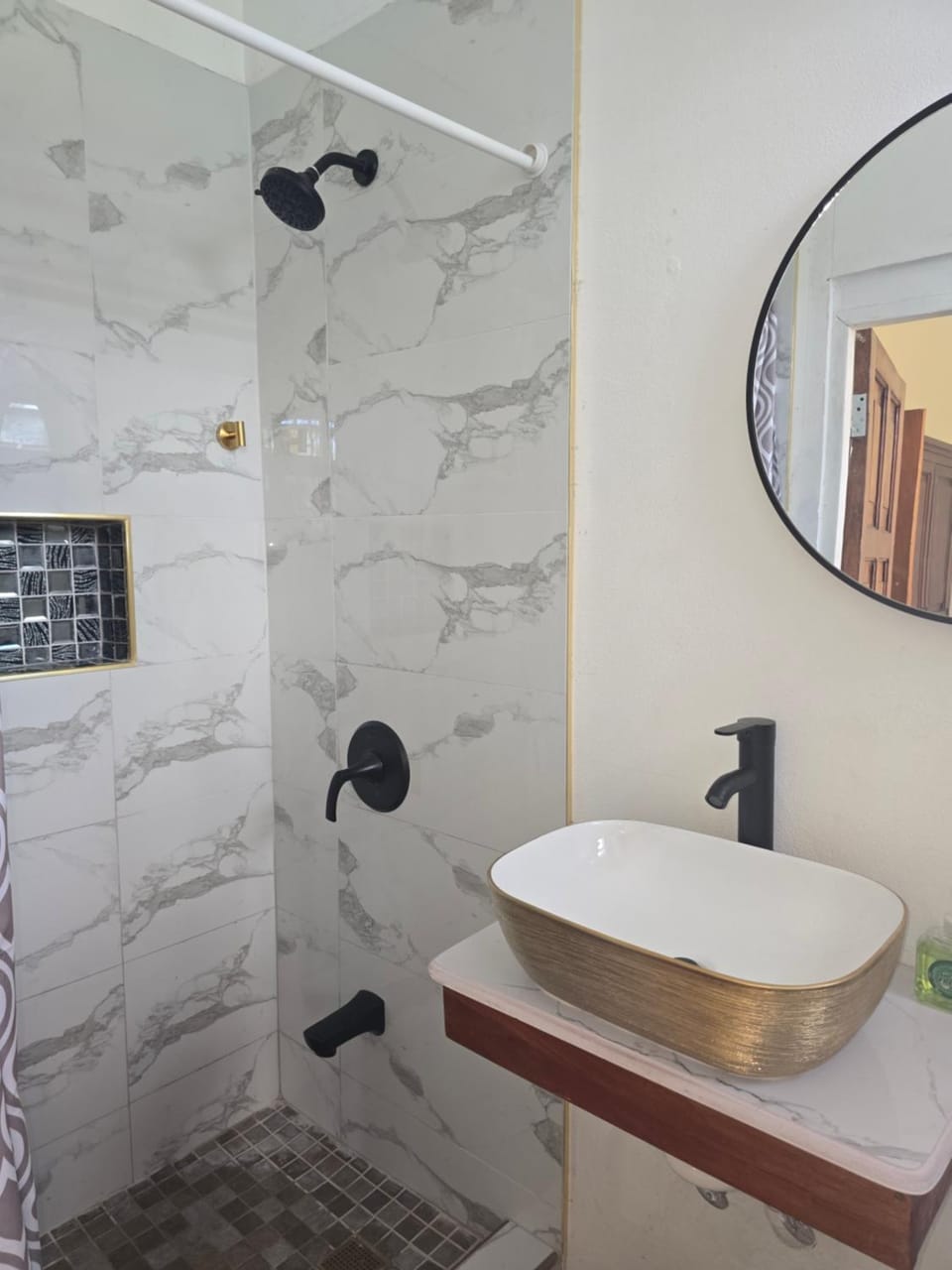 Shower, Bathroom