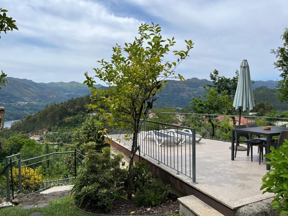 Garden, View (from property/room), Balcony/Terrace, Dining area