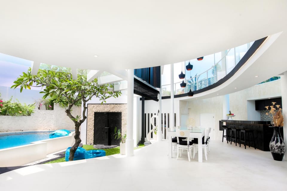 Villa Rose Villa in Kuta