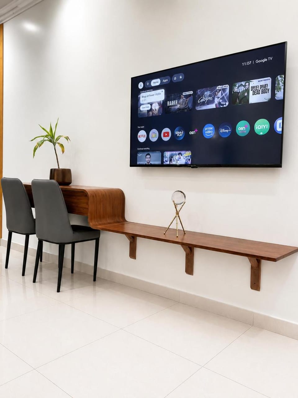 Communal lounge/ TV room, TV and multimedia, Living room, Seating area, Evening entertainment