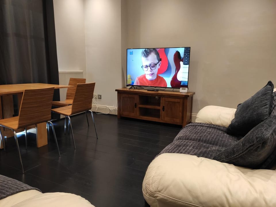 TV and multimedia, Living room