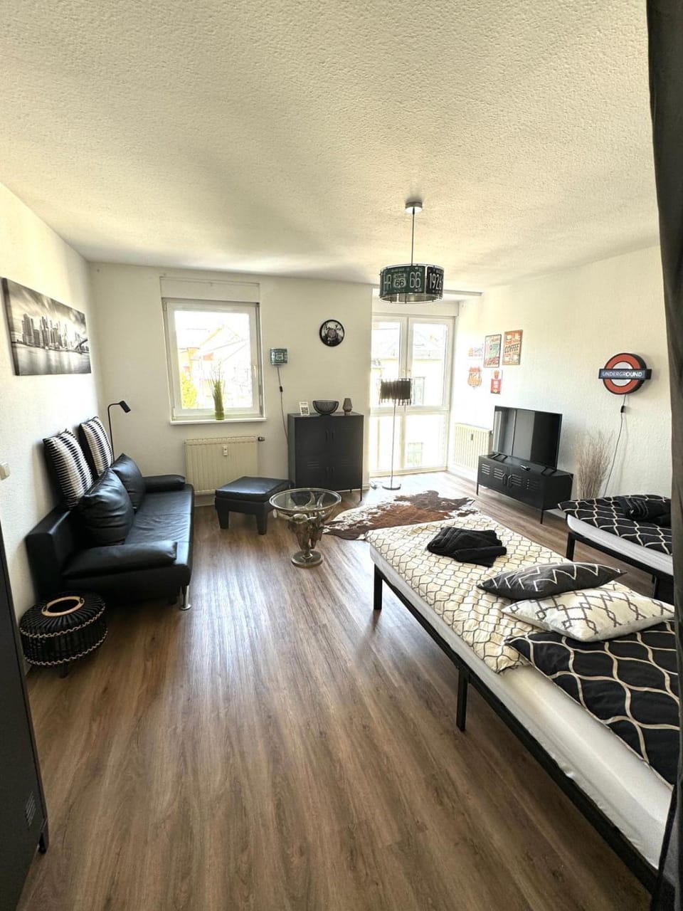 ANGEBOT - Monteurswohnung - zentral - 2 Betten - Waschmaschine - WIFI - TV - Küche TOP Apartment in Zwickau