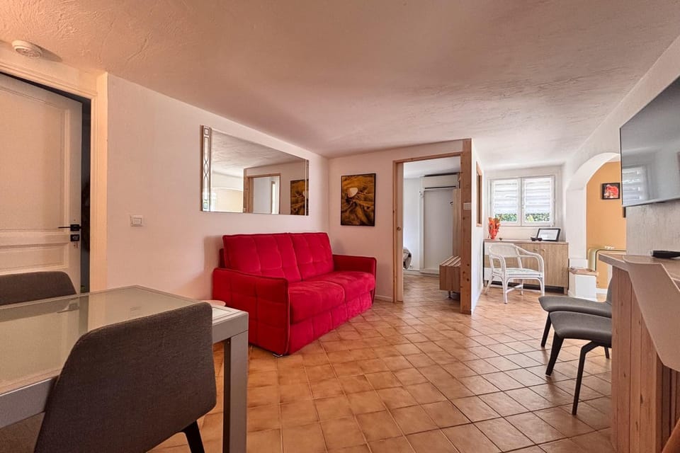Dolce Apartment 3 Bedrooms 5 Guests 10min to Cannes Apartment in Mandelieu-La Napoule