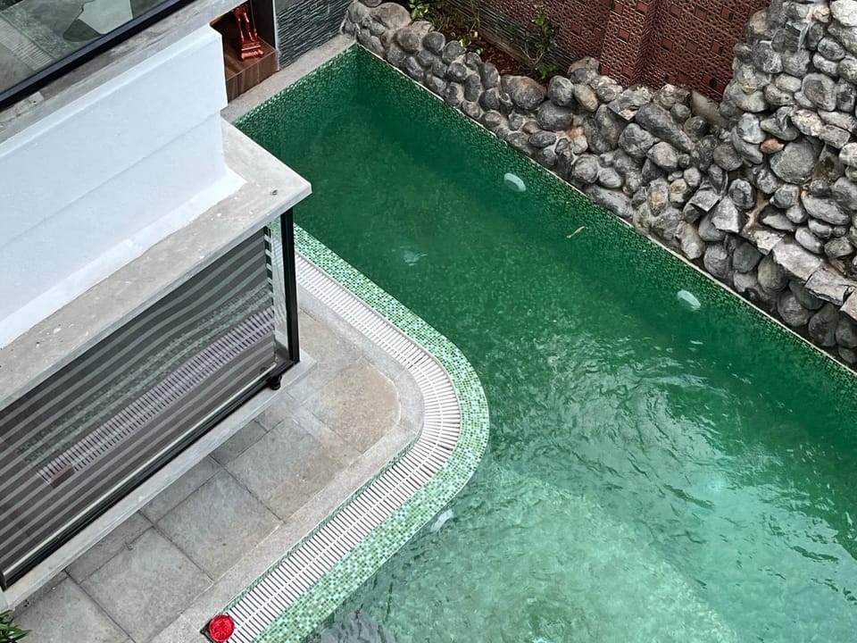 Pool view, Swimming pool