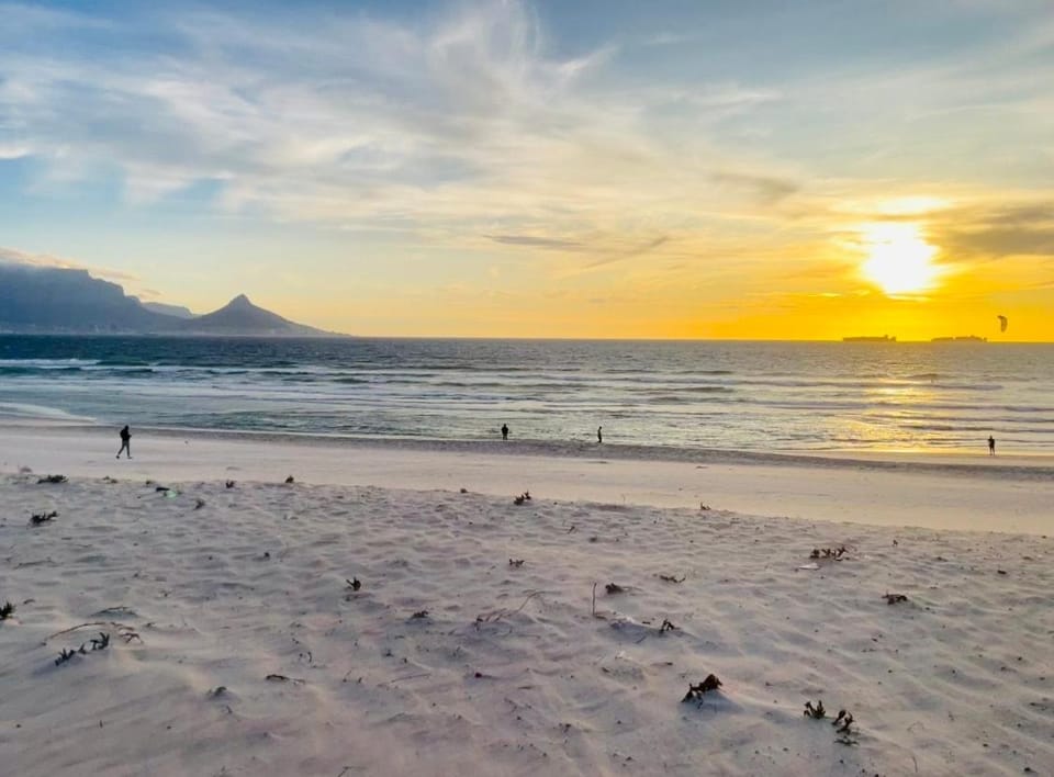 Nearby landmark, Beach, Sea view, Sunset