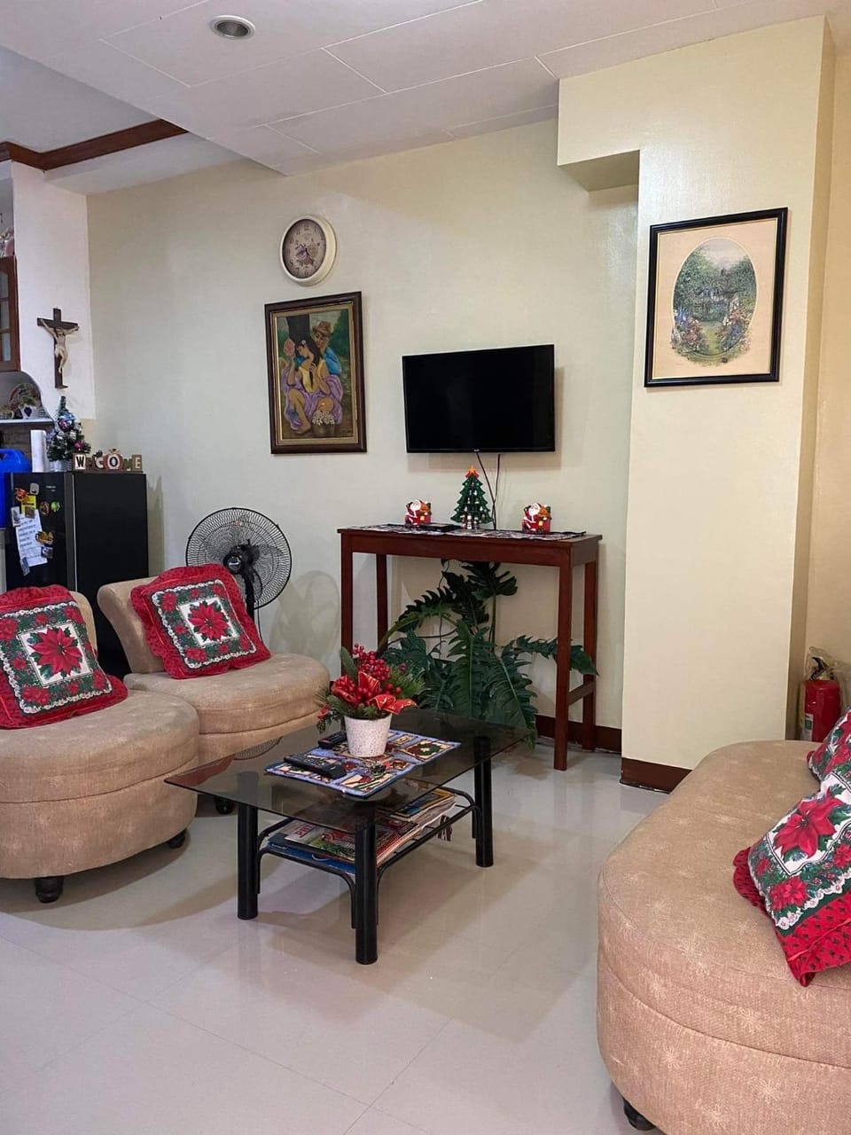 Living room, Seating area