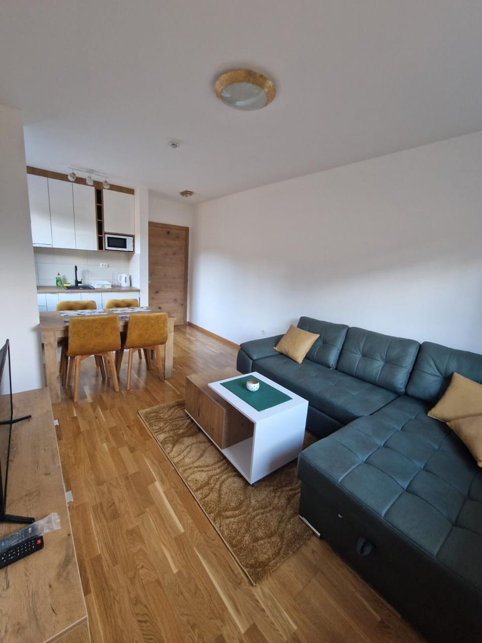 Coffee/tea facilities, Kitchen or kitchenette, Breakfast, Family, kitchen