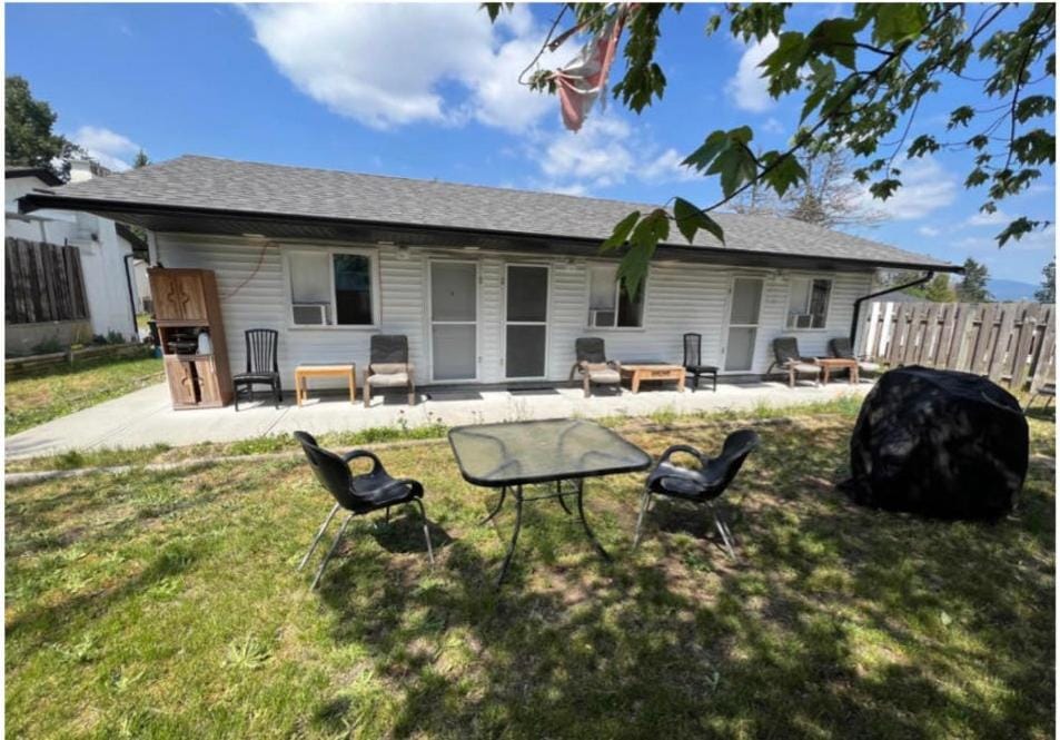 Guest Suite - Private Retreat - J-1 Bed and Breakfast in Abbotsford
