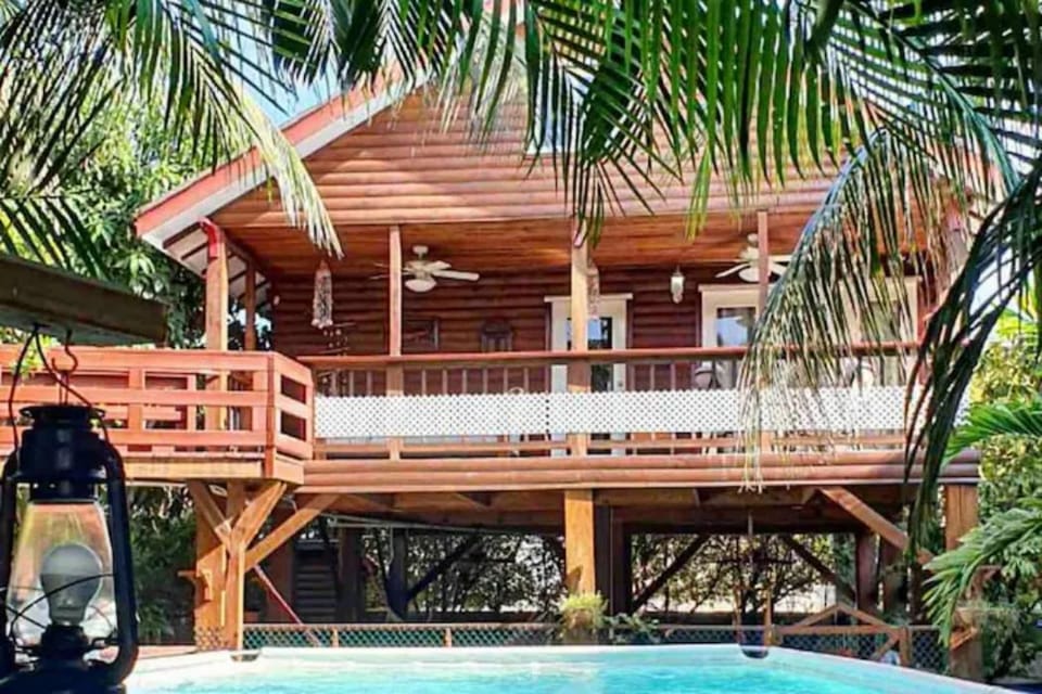 Property building, Patio, Garden, Balcony/Terrace, Garden view, Pool view, Swimming pool