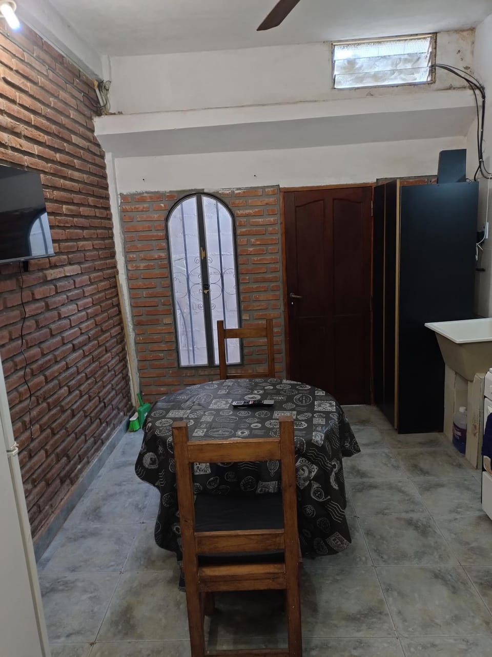 Departamento Zona Centro Ubicado A 1 Cuadra De La Terminal De Ómnibus con Cochera Techada Apartment in Catamarca
