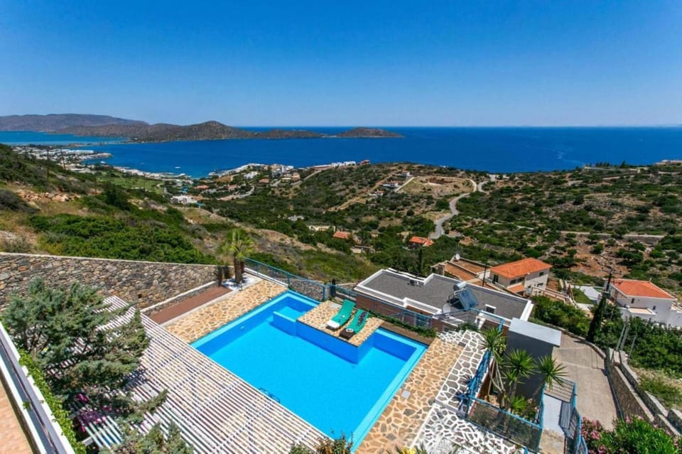 Patio, Bird's eye view, View (from property/room), Balcony/Terrace, Sea view, Area and facilities, Swimming pool